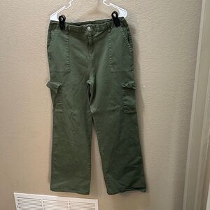 Men's Olive Cargo Workpants with Utility Pockets